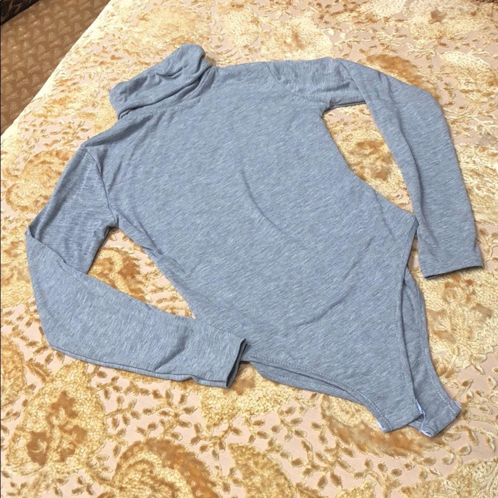 PrettyLittleThing gray long sleeve bodysuit